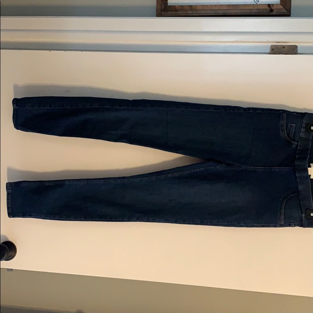 NWOT H&M stretch jeans size 38